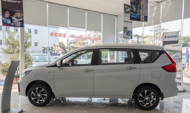 So sánh xe Suzuki XL7 2022 và Suzuki Ertiga 2022: Chọn “anh” hay chọn “em”?