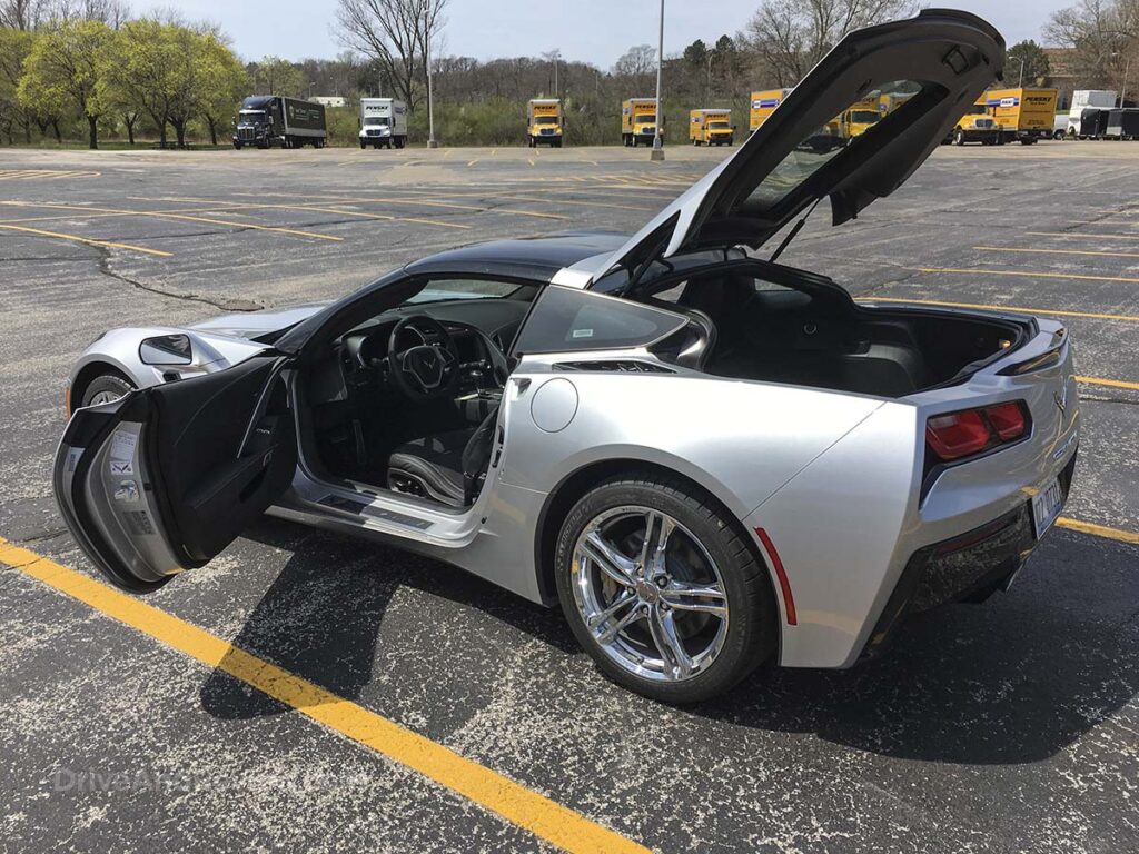 2016 Corvette Stingray black interior base seats