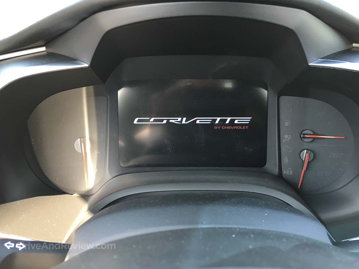 2016 Corvette Stingray cupholders in center console