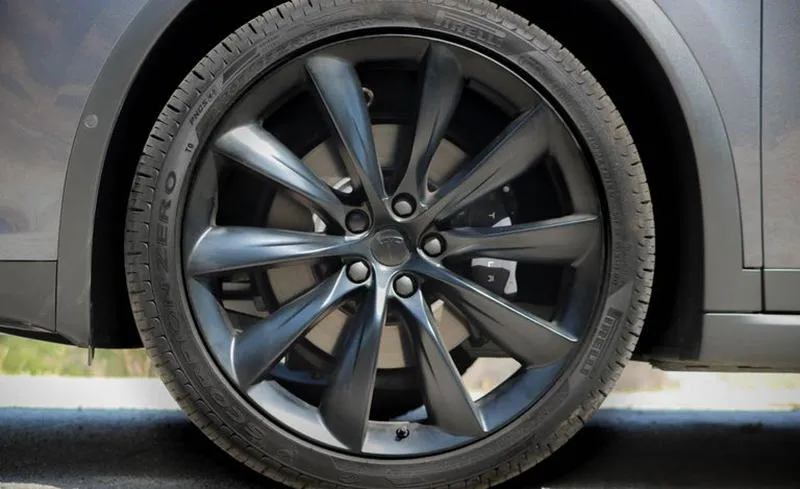 mam-xe-tesla-model-x-2021-muaxegiatot-vn