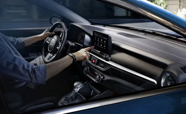 Kia K3 1.6 Premium 2024: Giá bán khuyến mãi, Thông số kỹ thuật