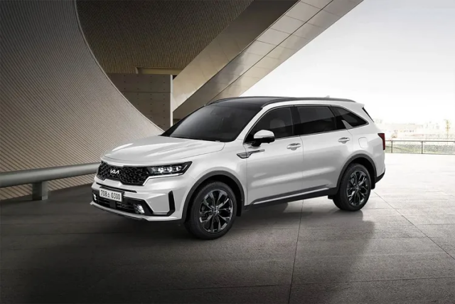 Kia Sorento 2022: Giá bao nhiêu? Đánh giá thông số kỹ thuật