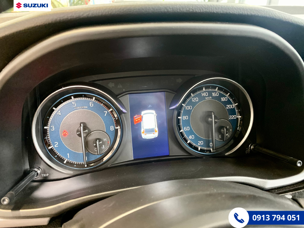 Đồng hồ nhiên liệu của Suzuki XL7 Hybrid tại Suzuki việt Nhật Biên Hòa