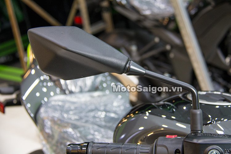 so-sanh-z800-vs-z900-danh-gia-xe-hinh-anh-motosaigon-23