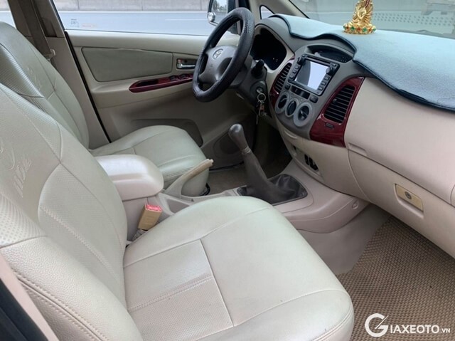 gia-xe-toyota-innova-2006-2007-2008-cu