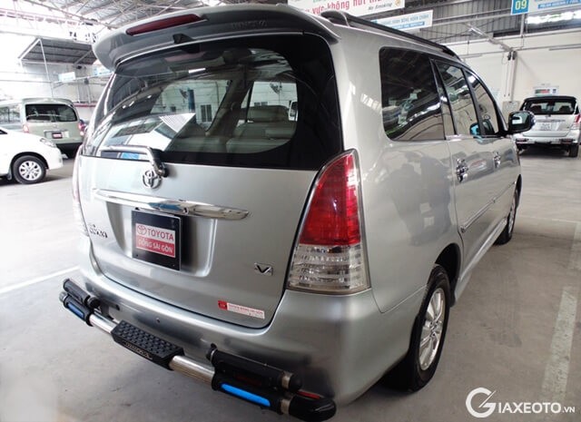 noi-that-toyota-innova-v-2008-2009-2010-2011-cu
