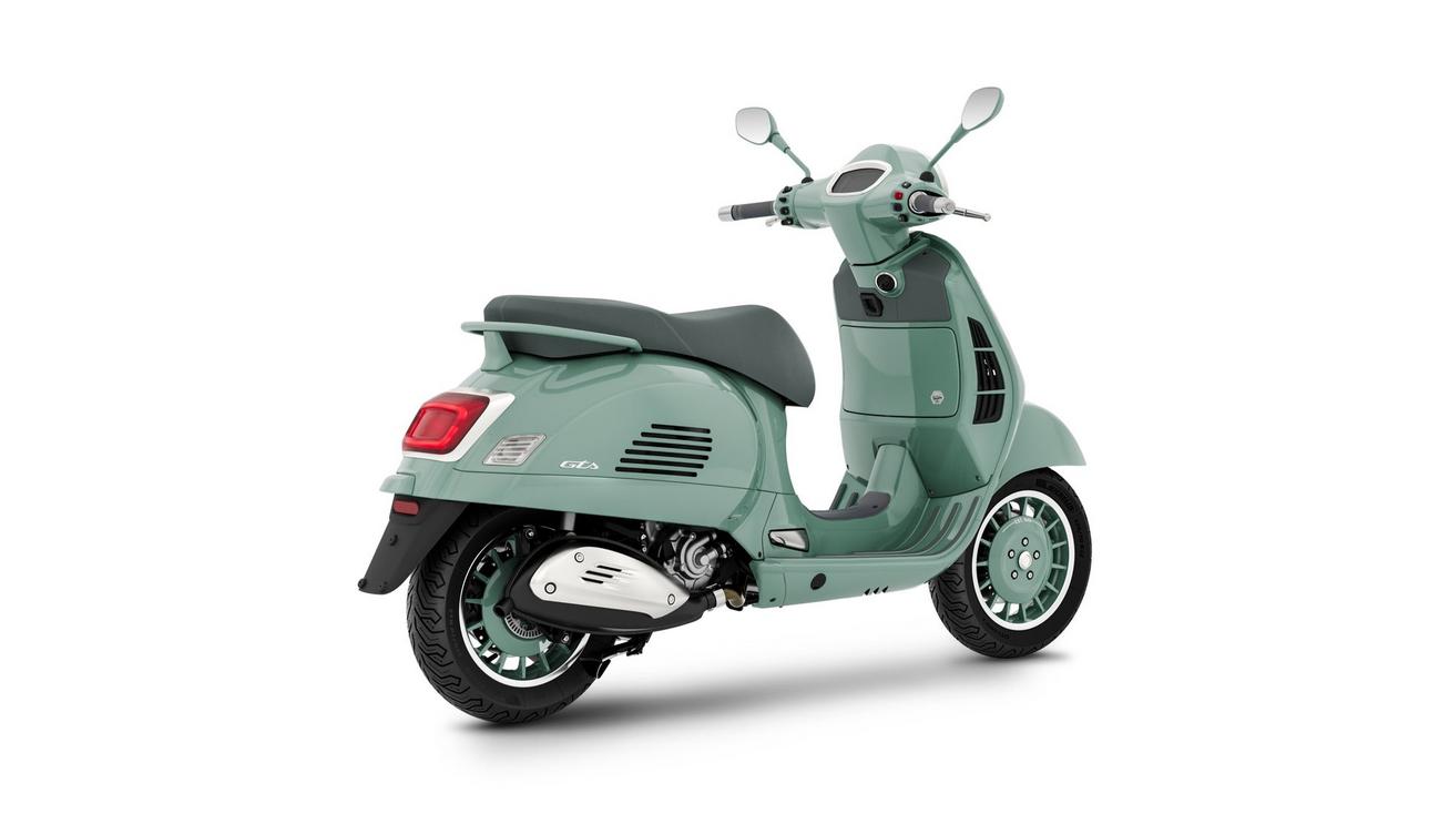 Thông báo Mẫu Vespa GTS Kỷ niệm 80 năm! Phiên bản Đặc biệt Kết hợp Truyền thống và Công nghệ Mới nhất