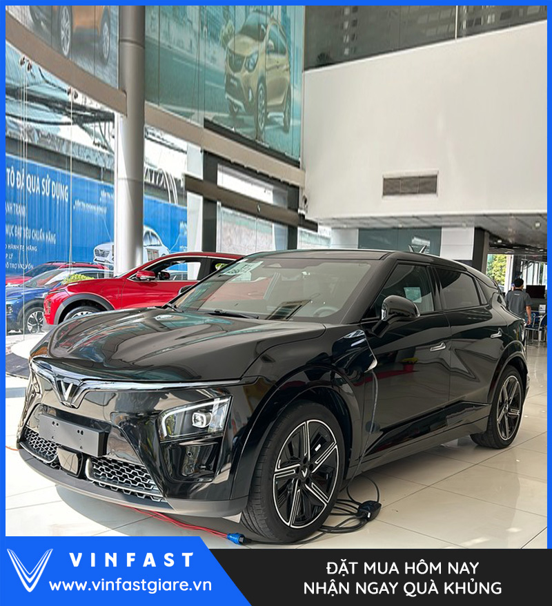 VF7 Plus màu đen