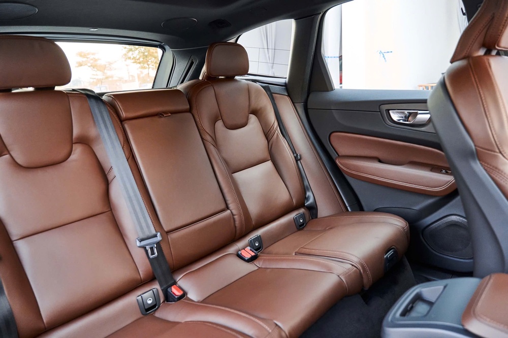 hàng ghế thứ 2 volvo xc90 plugin hybrid