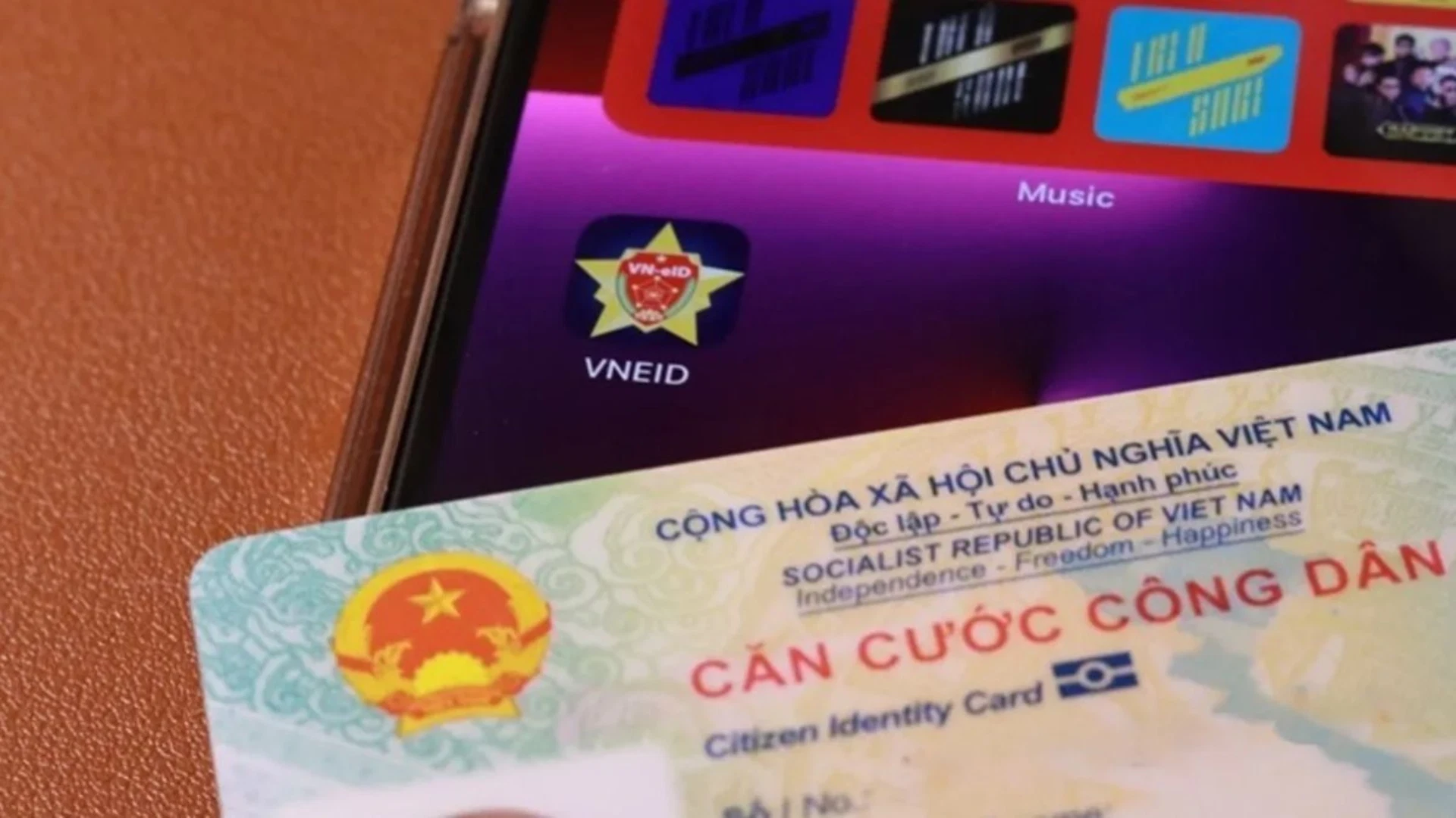 03-chi-can-cccd-de-dang-ky-mua-xe-air-blade-tra-gop.webp