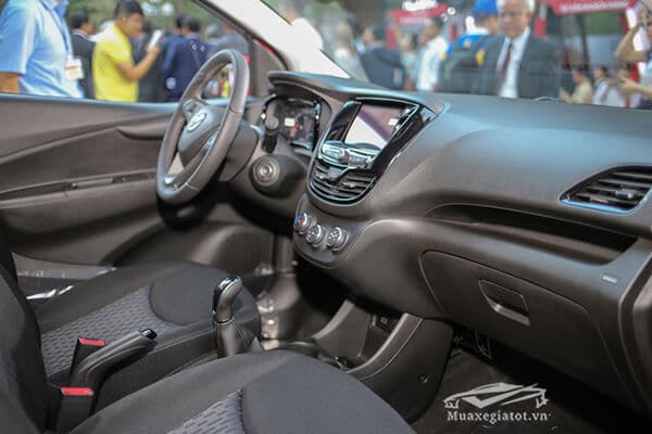 noi-that-xe-vinfast-fadil-2019-muaxegiatot-vn-14