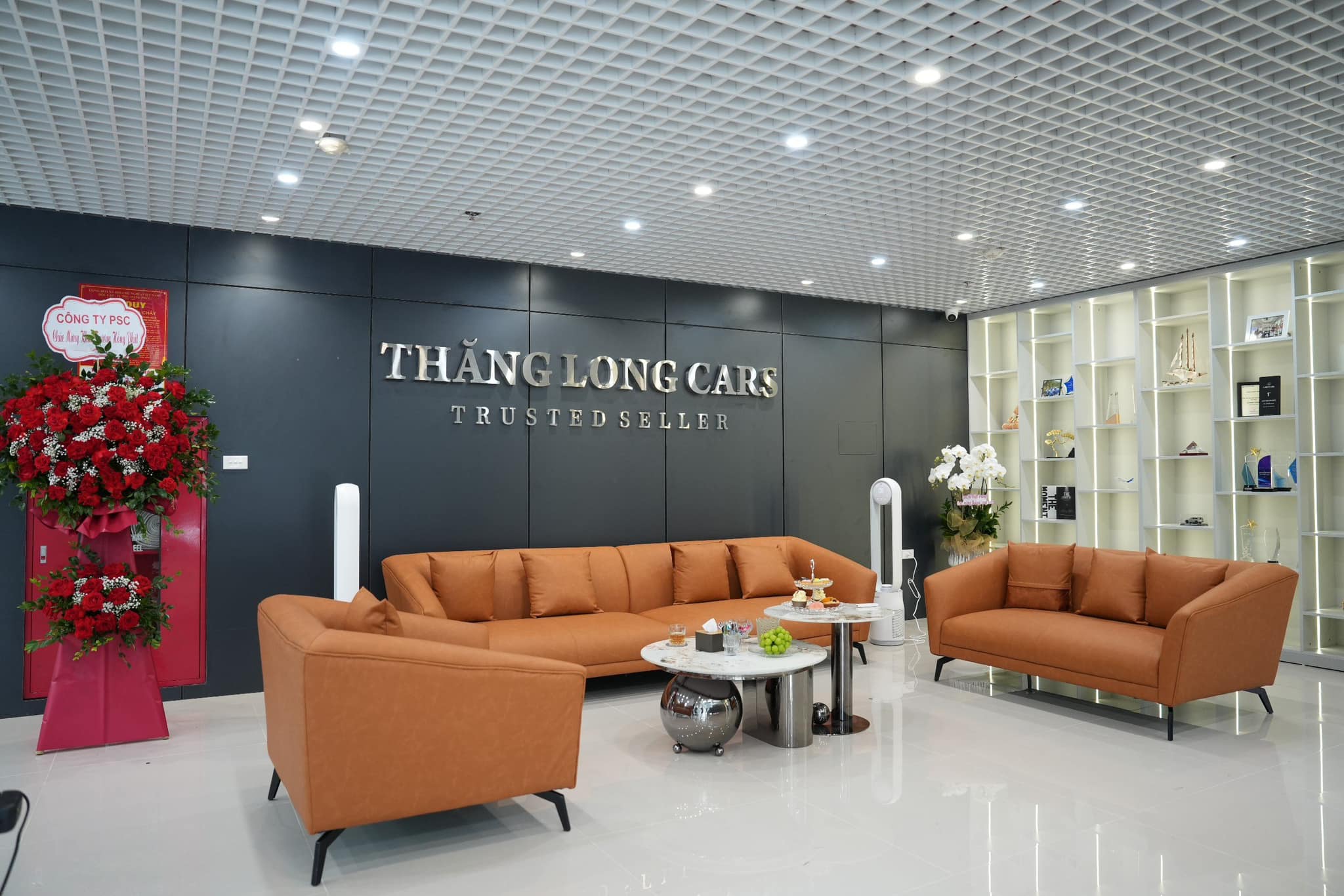 Showroom ô tô cũ uy tín tại Hà Nội