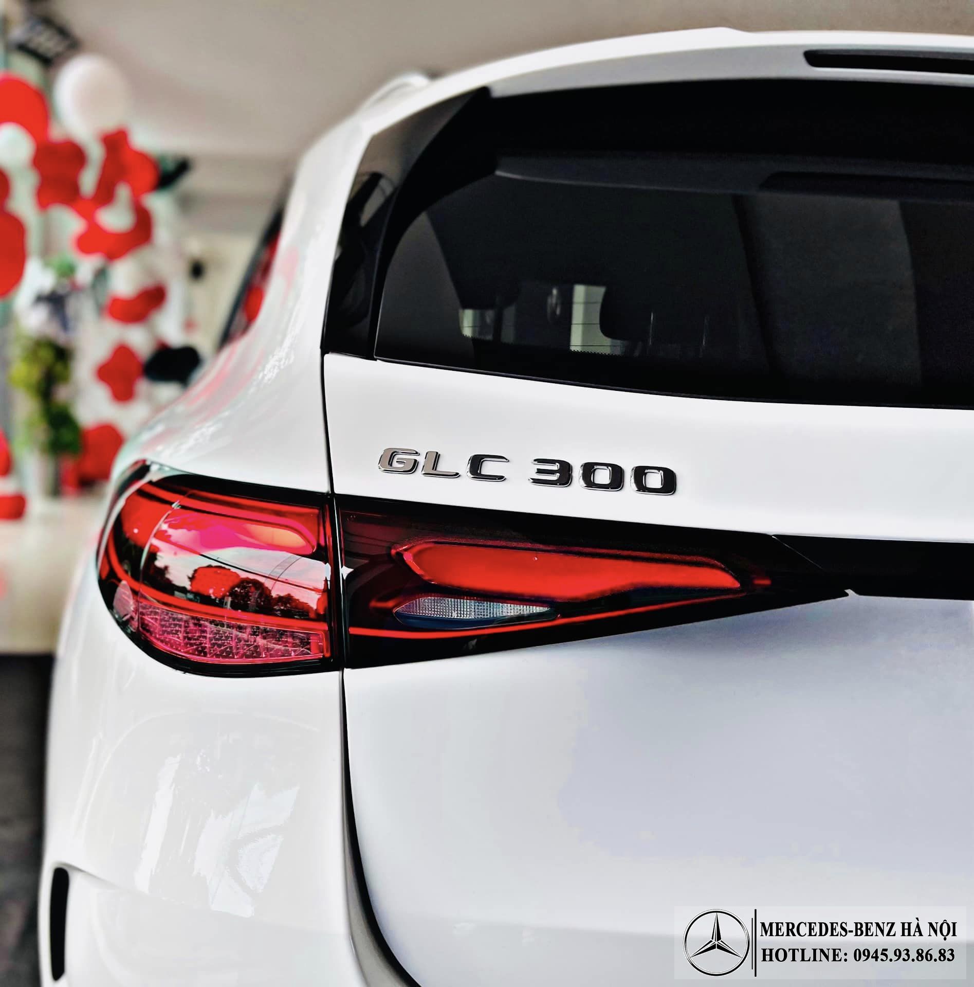 mercedes-glc-300-4matic-2023-all-new-mercedeshanoi-com-vn_1