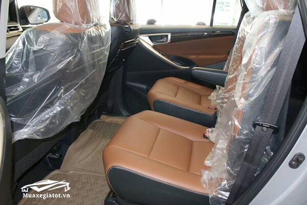 hang-ghe-sau-toyota-innova-2-0-v-7-cho-toyota-an-giang-9