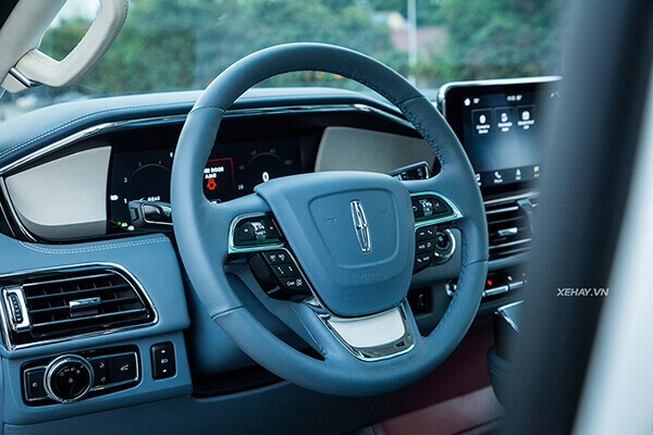 Muaxegiatot-vn-Lincoln-Navigator-Black-Label-review-25-1