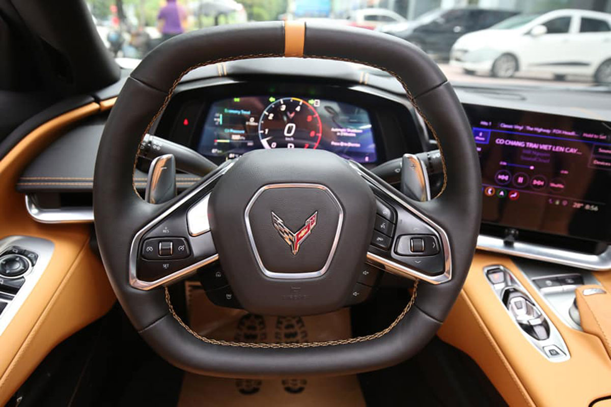 Mê mẩn với siêu xe Mỹ - Chevrolet Corvette C8 2020 đầu tiên tại Việt Nam a25