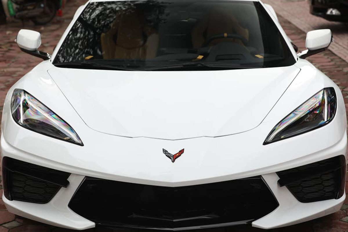 Mê mẩn với siêu xe Mỹ - Chevrolet Corvette C8 2020 đầu tiên tại Việt Nam a8