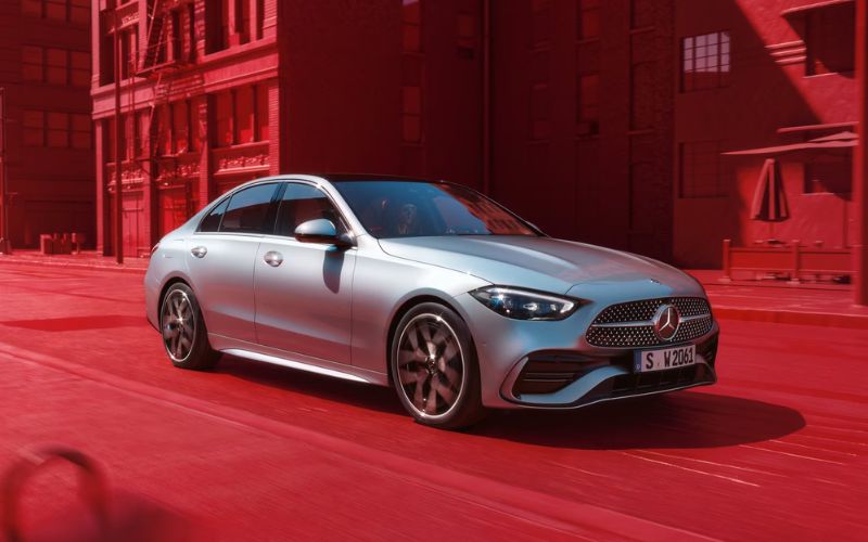 Mercedes C-Class có mức giá rẻ và phân phối với 4 phiên bản