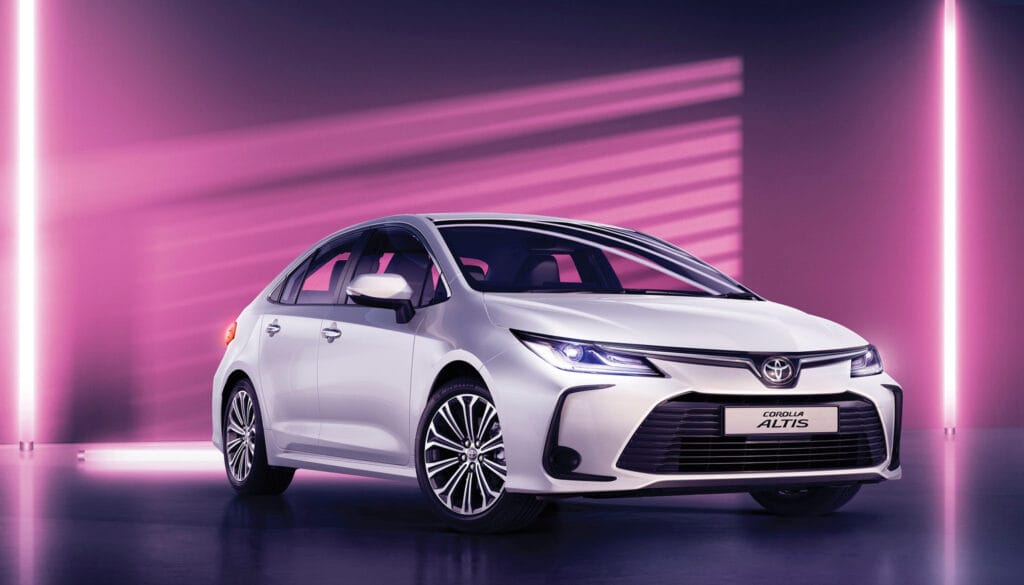 Toyota Corolla Altis là một lựa chọn hợp lý cho phụ nữ 