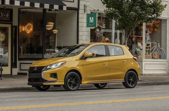 Xe ô tô dưới 500 triệu cho nữ - Mitsubishi Mirage.jpeg