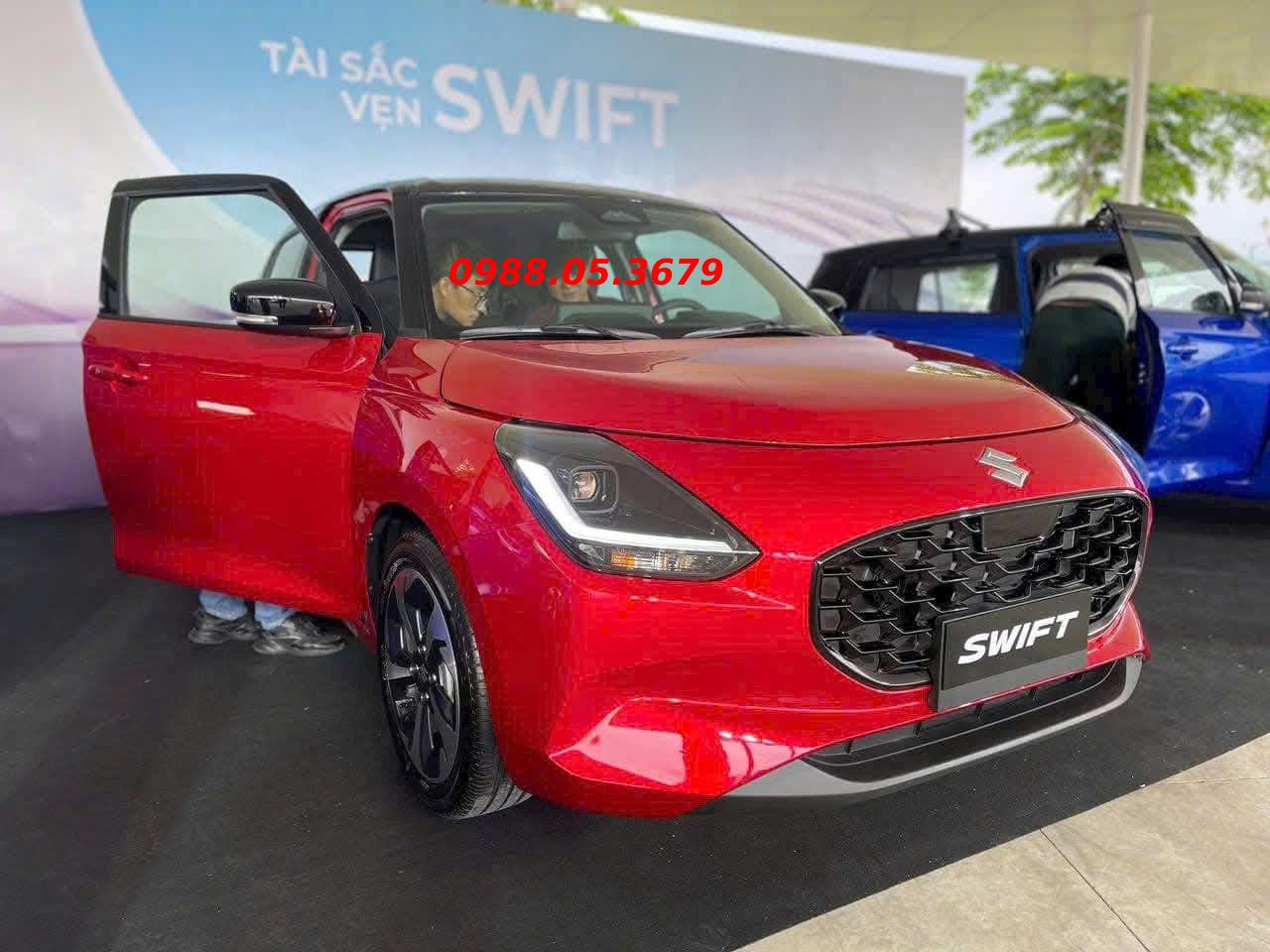 ngoai that xe suzuki swift 2025 Hybrid mau do