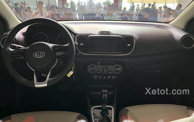 Kia Soluto 2023: Giá bao nhiêu? Đánh giá & thông số xe