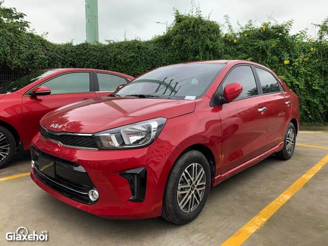 Kia Soluto 2023: Giá bao nhiêu? Đánh giá & thông số xe