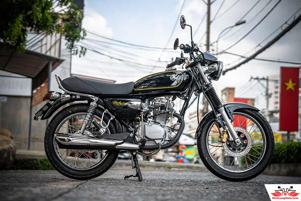 Phanh đĩa và phuộc lò xo của Husky.