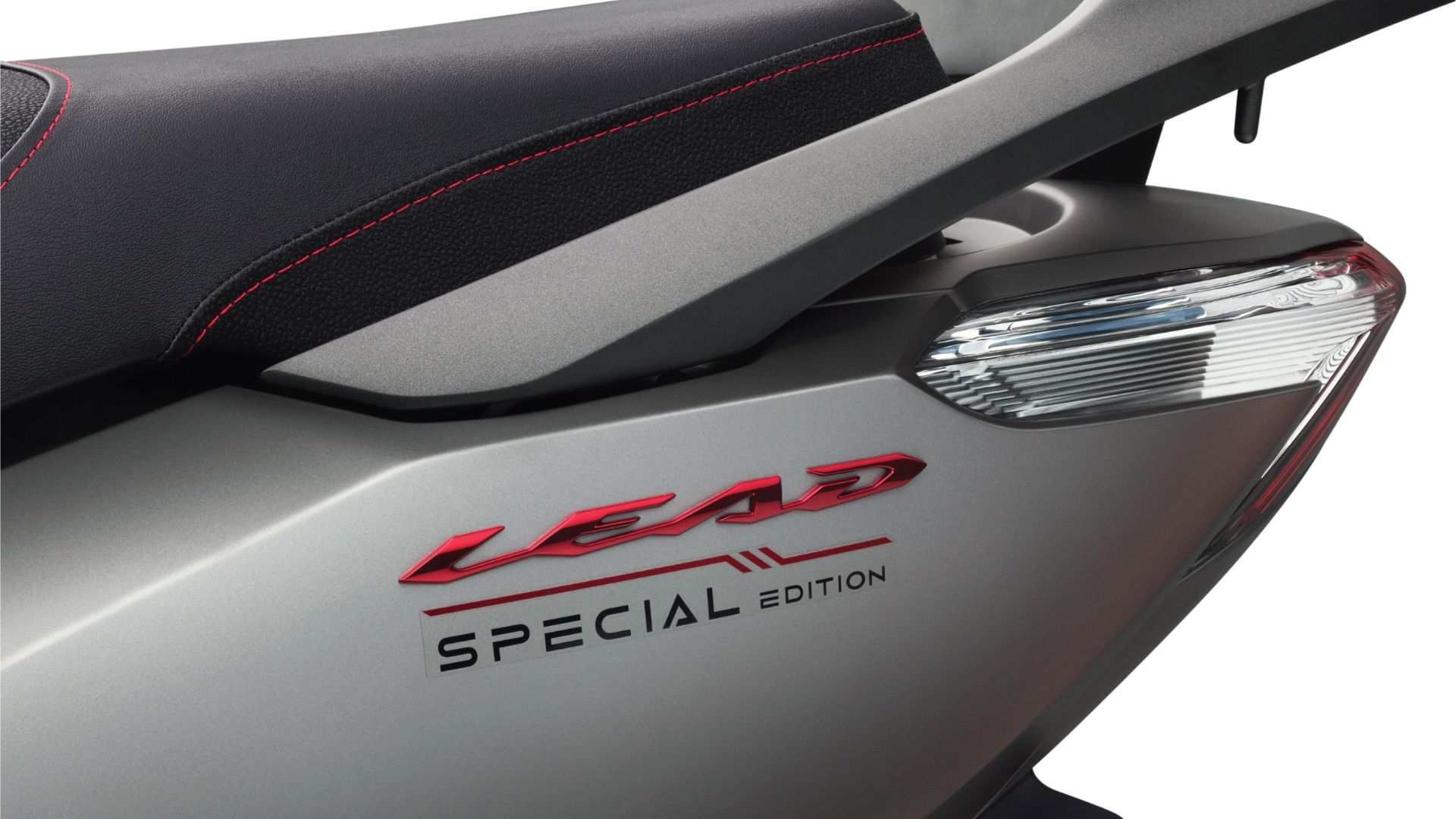 09-Honda-Lead-2018-van-giu-nhung-uu-diem-cua-phien-ban-truoc.jpg
