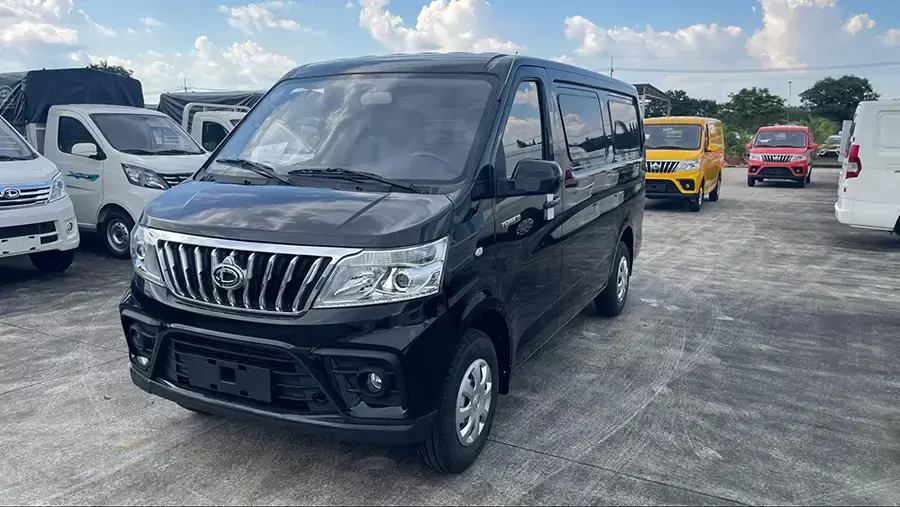 Tera-V8 - Xe tải van sở hữu khoang hàng lớn trong phân khúc