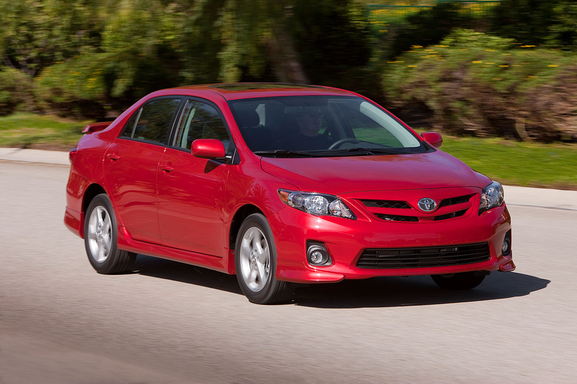 Toyota corolla 2012.jpg
