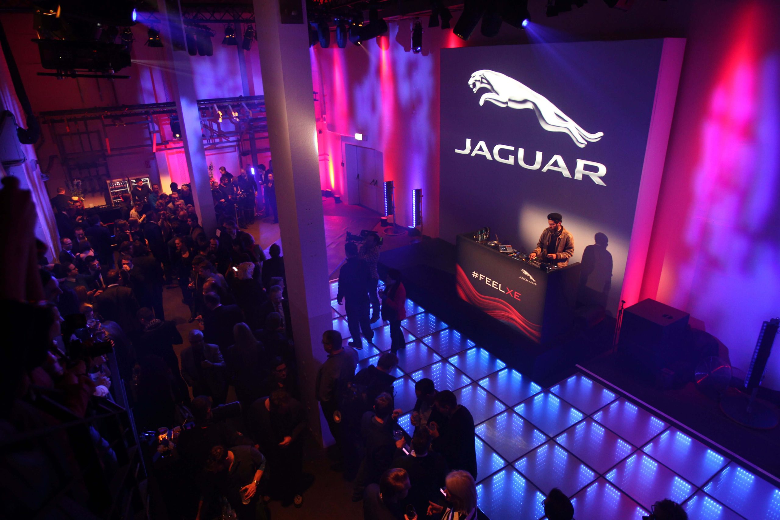 Henning Schletter Praises GLP’s ‘Unique’ X4 Bar 20 at Jaguar XE Berlin Launch