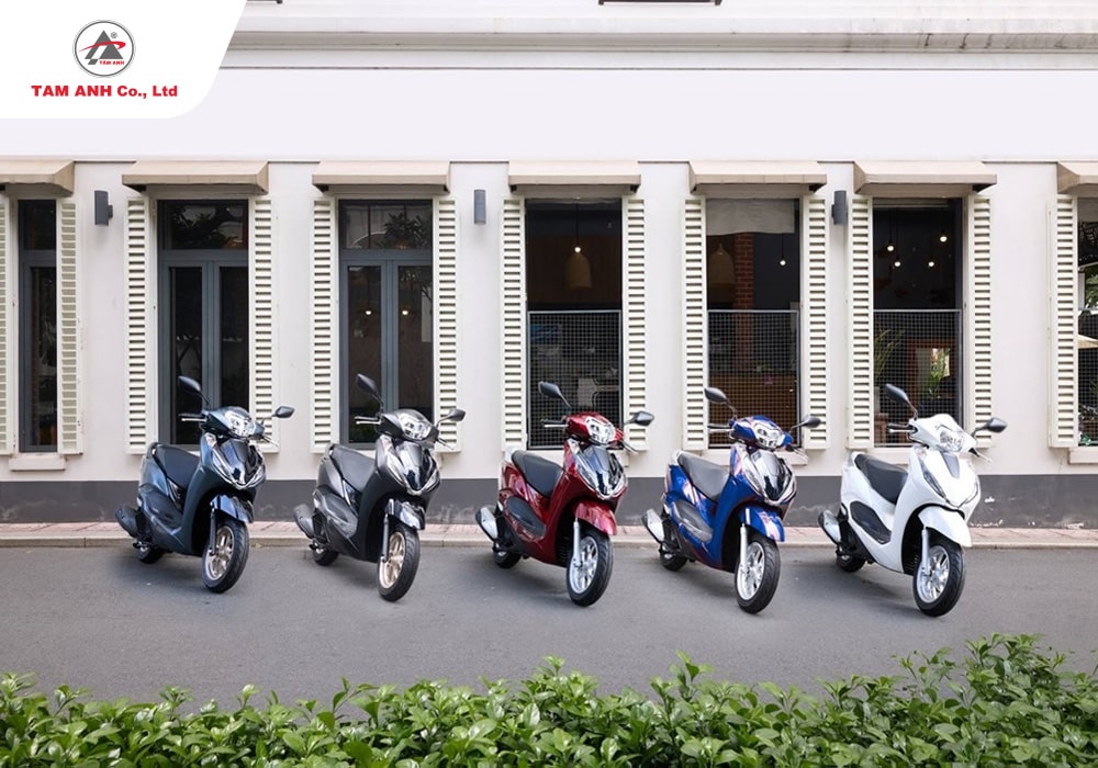 Honda Lead màu đen và xanh dương nhạt hợp với nhóm ngày sinh 3,12,21,30
