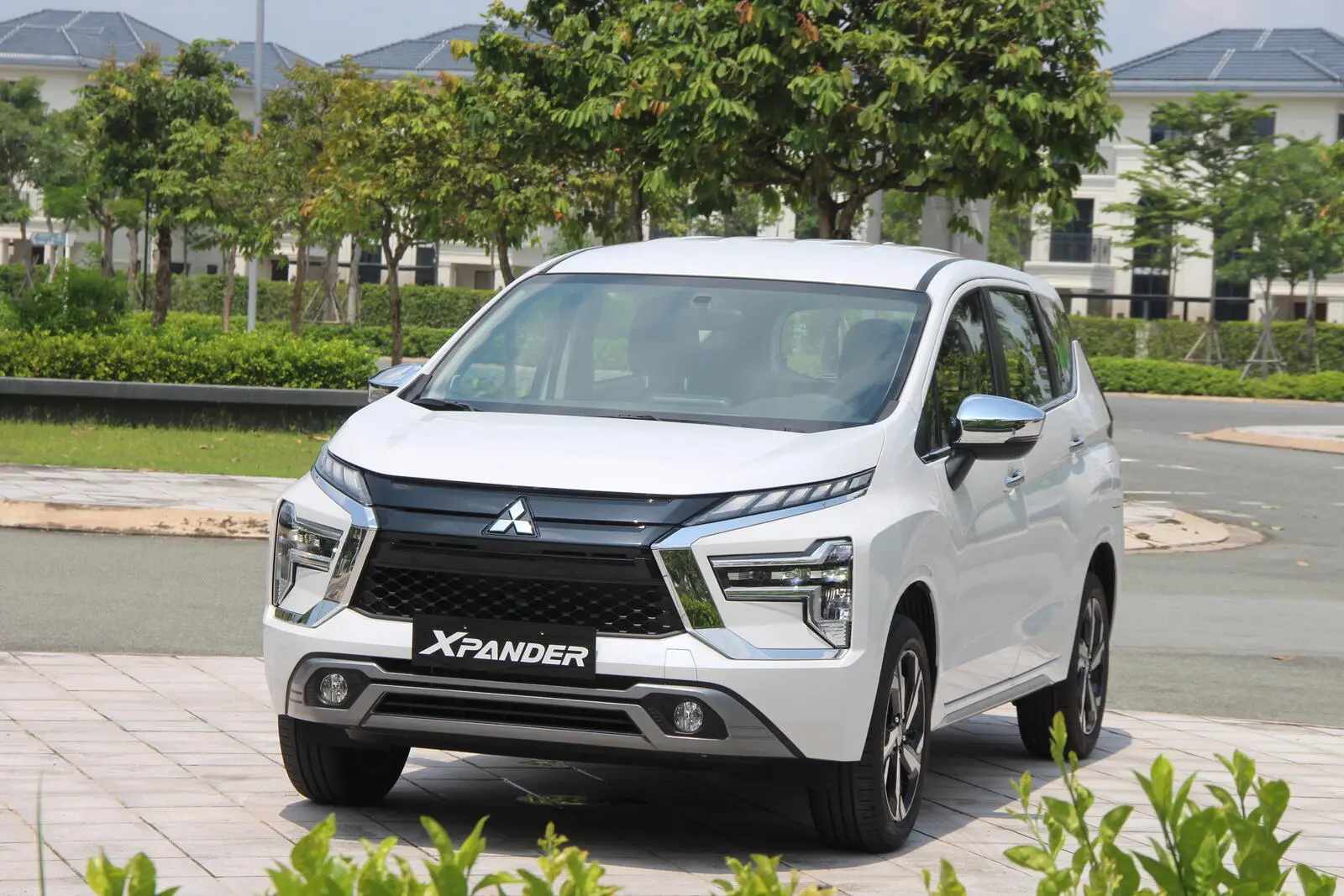 Giá Mitsubishi Xpander lăn bánh mới nhất tháng 11/2022