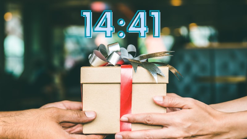 Tin vui về công việc như được tăng chức, lên lương hay được đồng nghiệp yêu mến